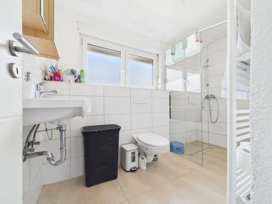 Salles de bain - Maison 6 pièces à Quierschied