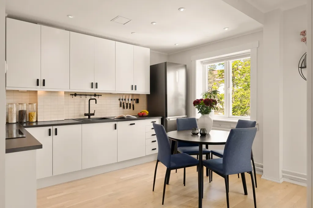 Cuisine - Classical 3-Bed Flat with Balcony in St. Hanshaugen