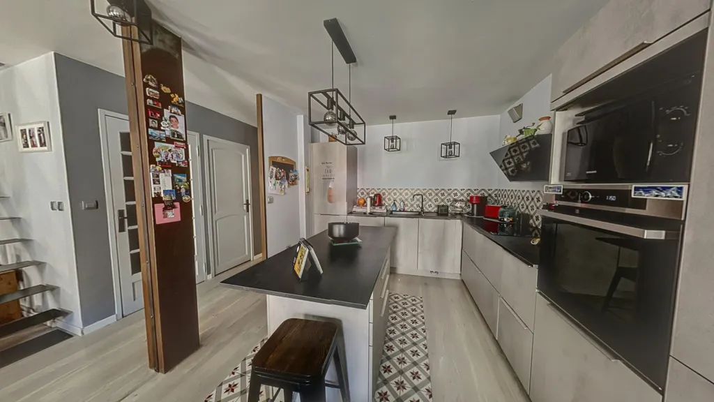Cuisine - Maison Intramuros avec Garage à Avignon