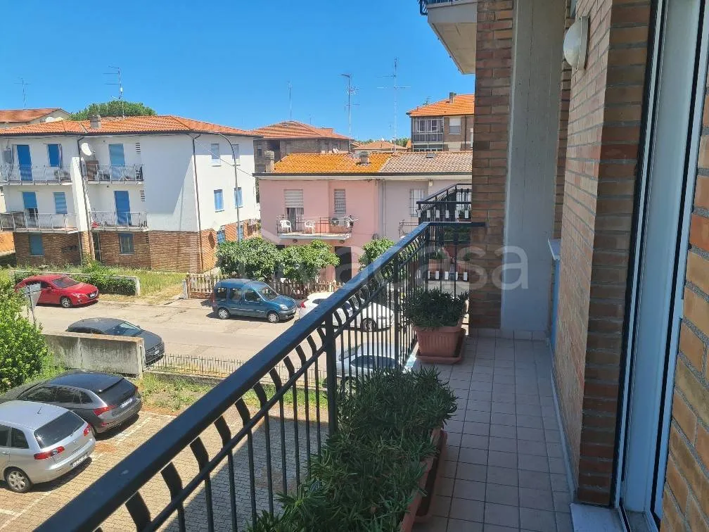 Balcony - Rustic Apartment with Balcony near Ravenna Coast
