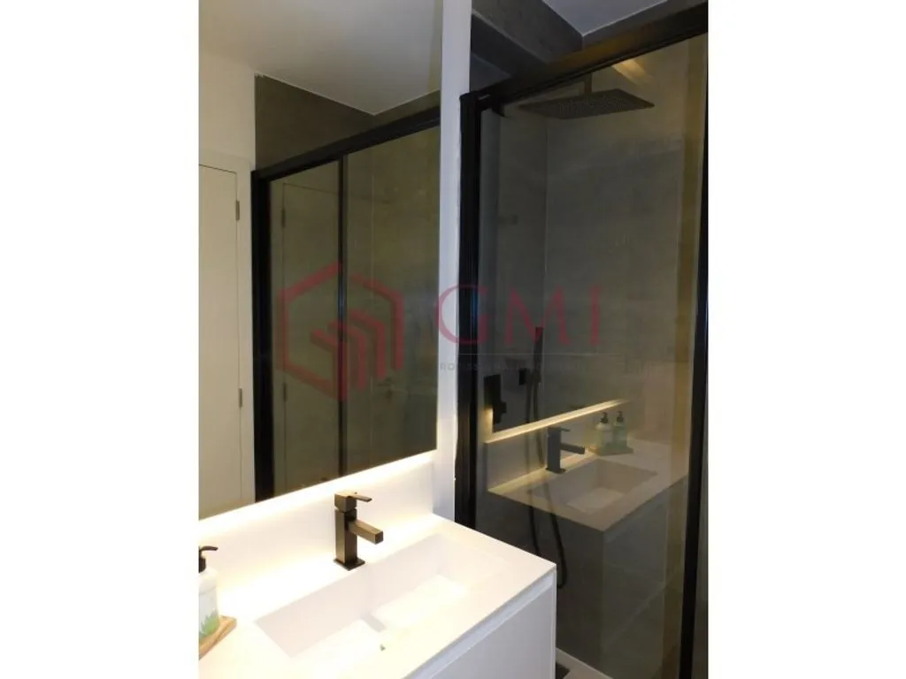 Salles de bain - Luxury Flat with Private Box in Loures