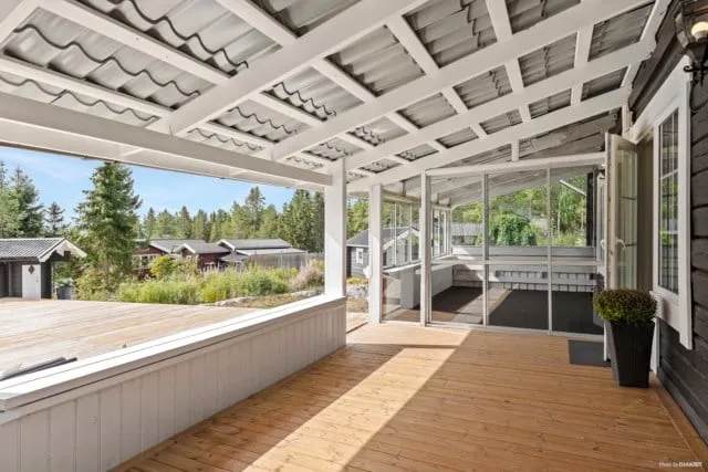 Terrass - Timmerhus with Pool in Åstön