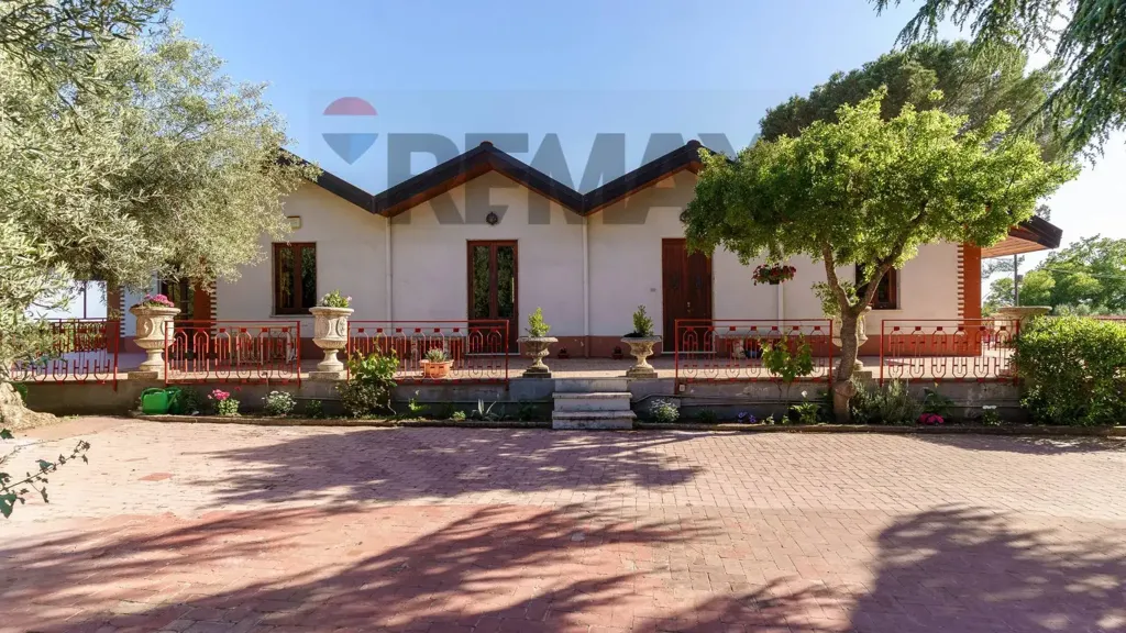 Extérieur - Villa with Panoramic Pool in Biancavilla