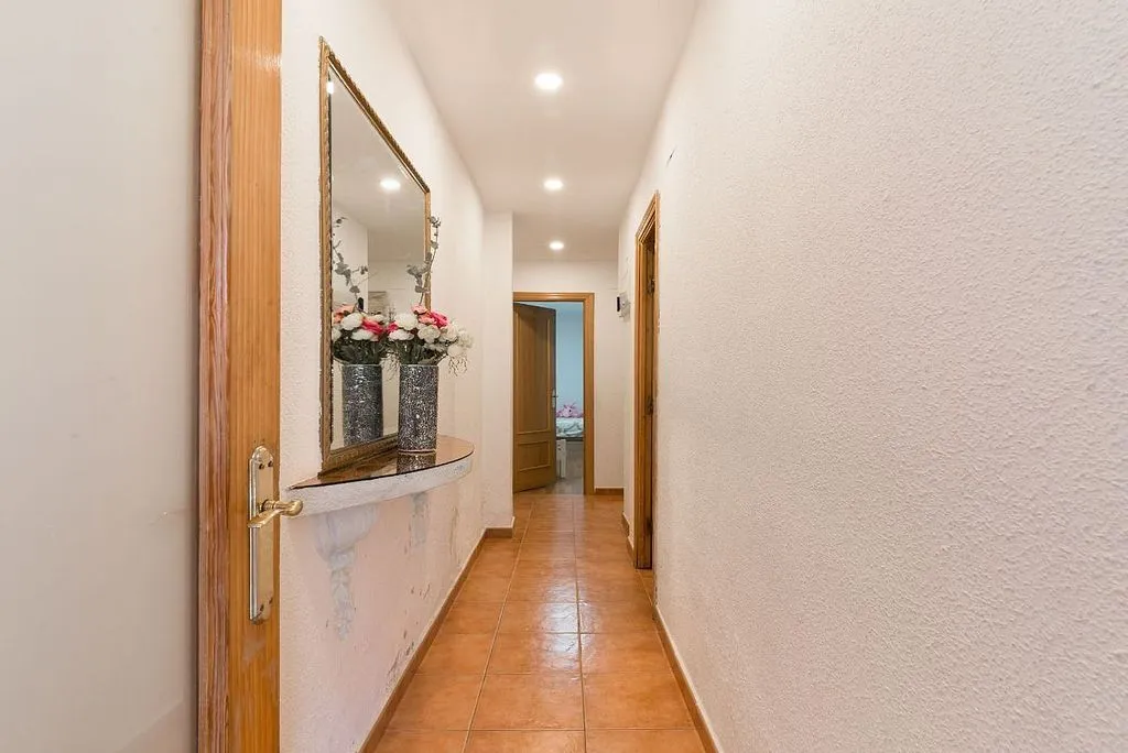 hallway_entrance