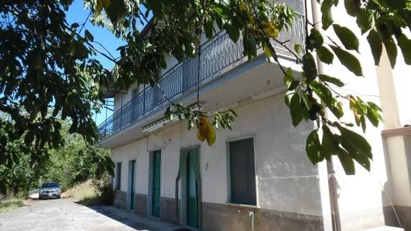 Exterior - Rustic Property with Large Garden in Sant'Angelo Dei Lombardi