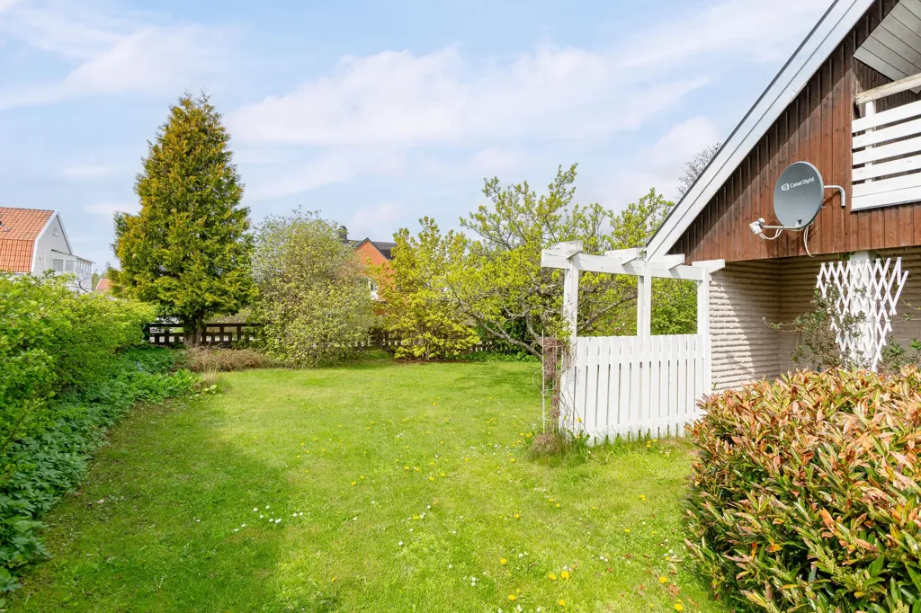 Giardino - Family Villa with Garden in Jönköping