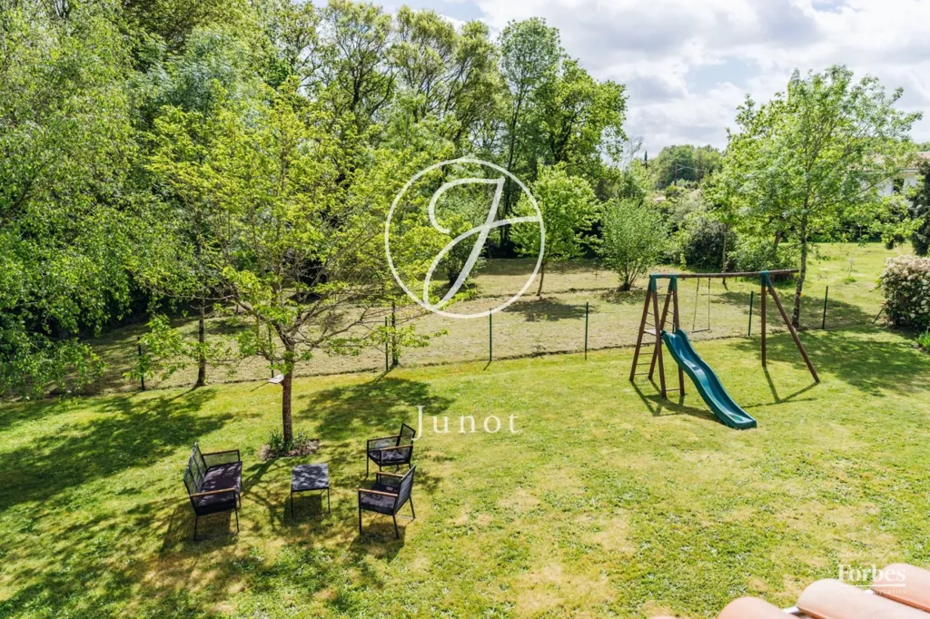 Jardin - Maison 6 pièces à Vertou