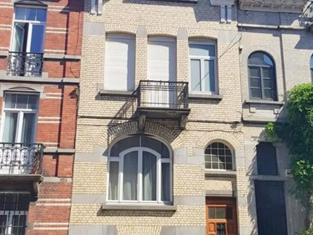 Exterior - One-Bedroom Apartment in Schaerbeek
