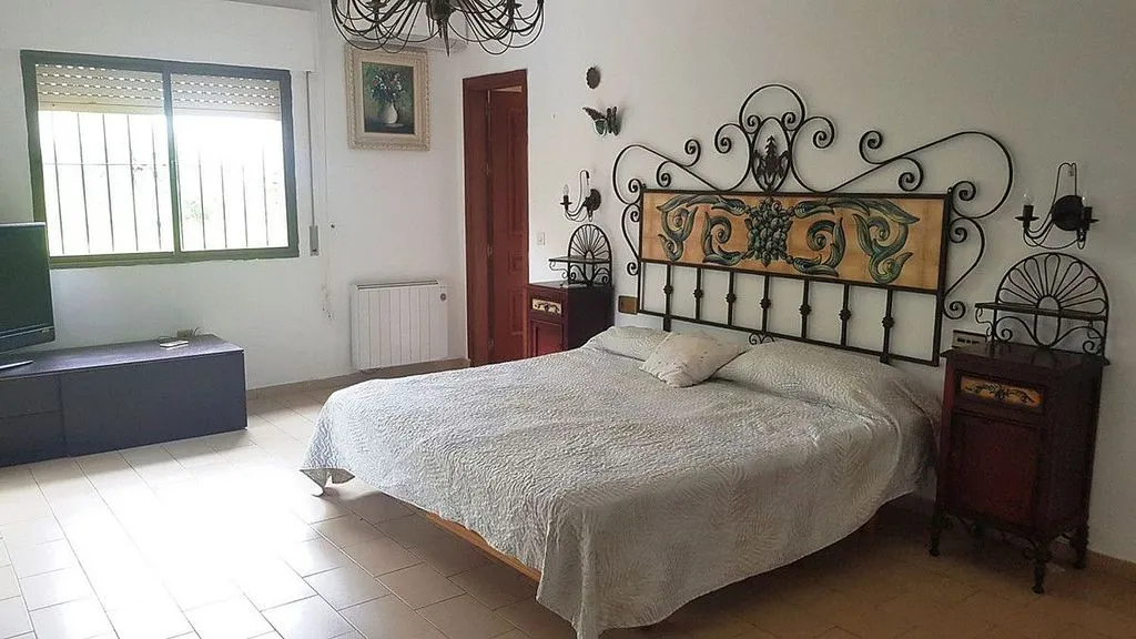Magamistoad - Chalet with Pool in Casco Antiguo