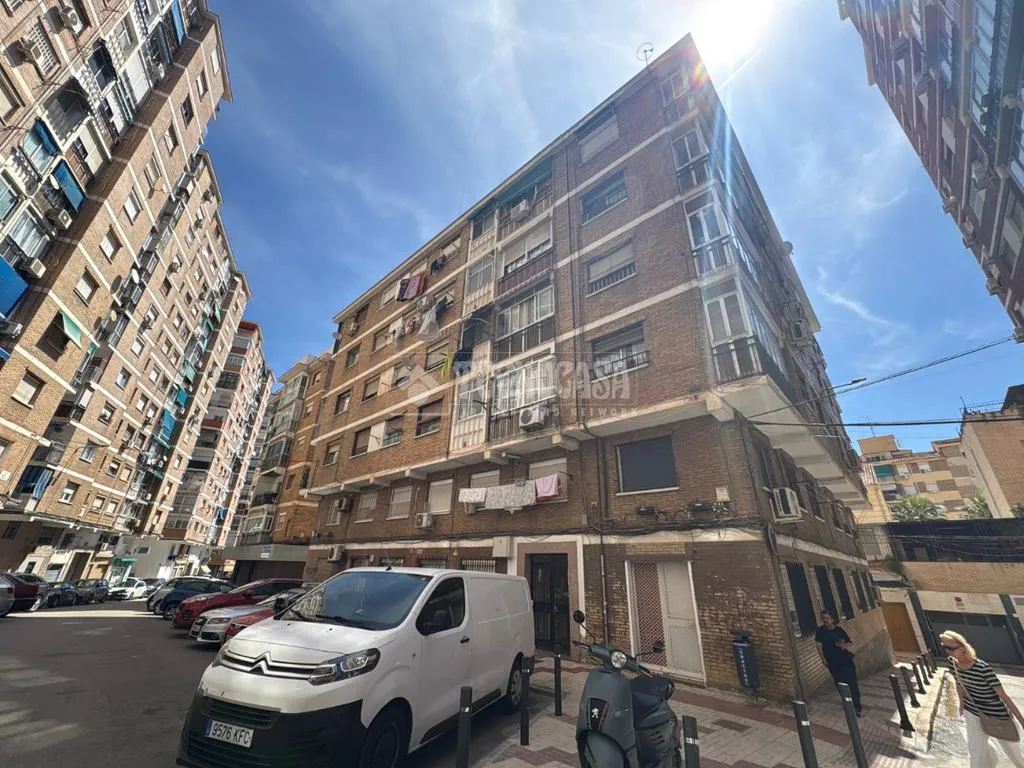 Välivaade - Reformed Flat with Balcony in Miraflores, Málaga