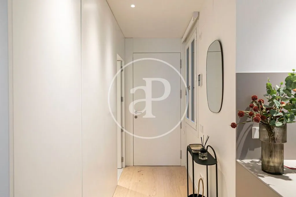 Ingresso - Luxury 2-Bedroom Apartment in Eixample, Barcelona