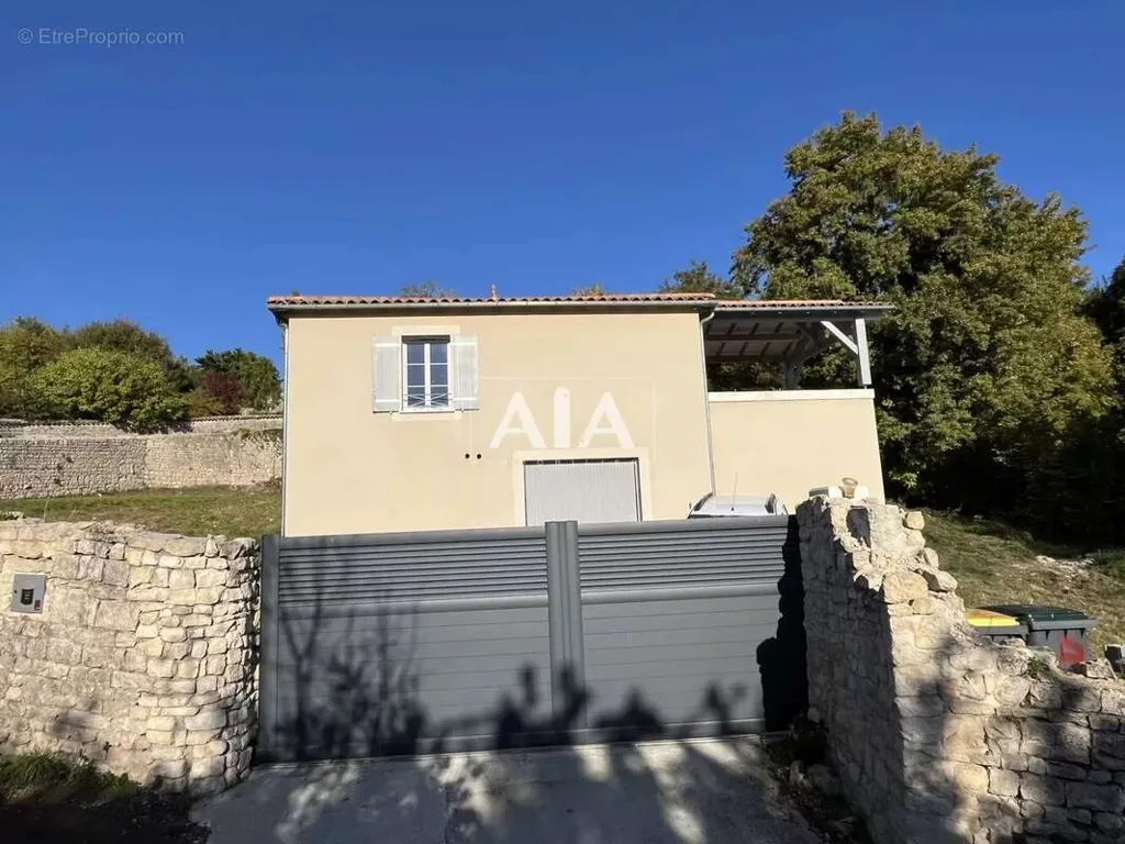 Välivaade - Contemporary House with Panoramic View in Montignac-sur-Charente
