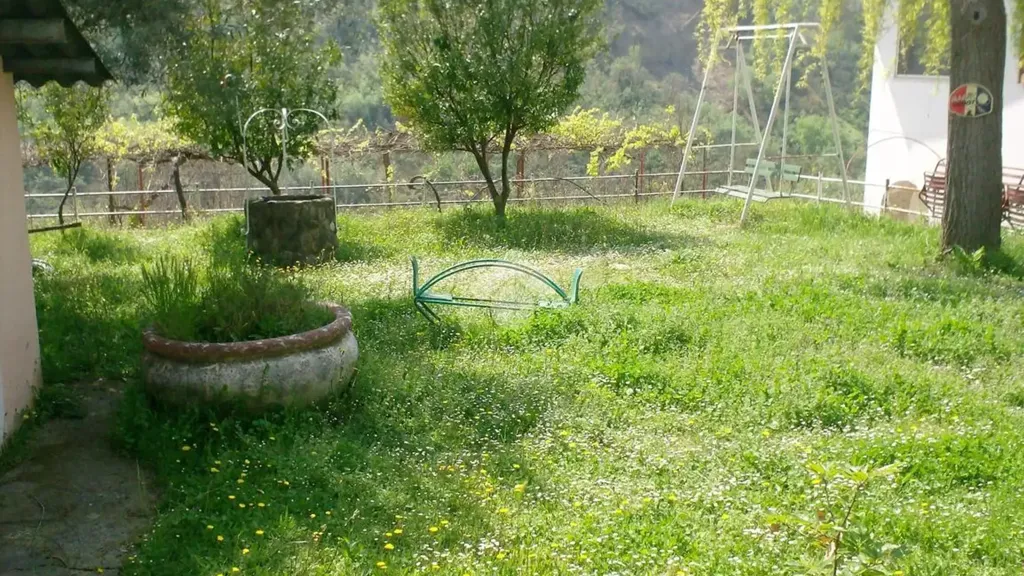 Jardin - Villa with Private Garden in Castrolibero