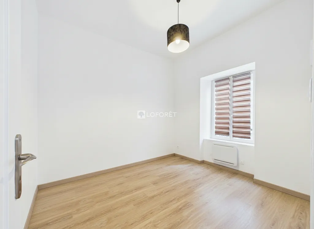 Stanze - Duplex Apartment with City Centre Location in Quimper