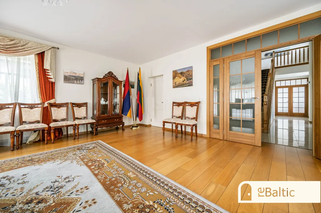 Elutuba - Unique House with Garden in Žvėrynas