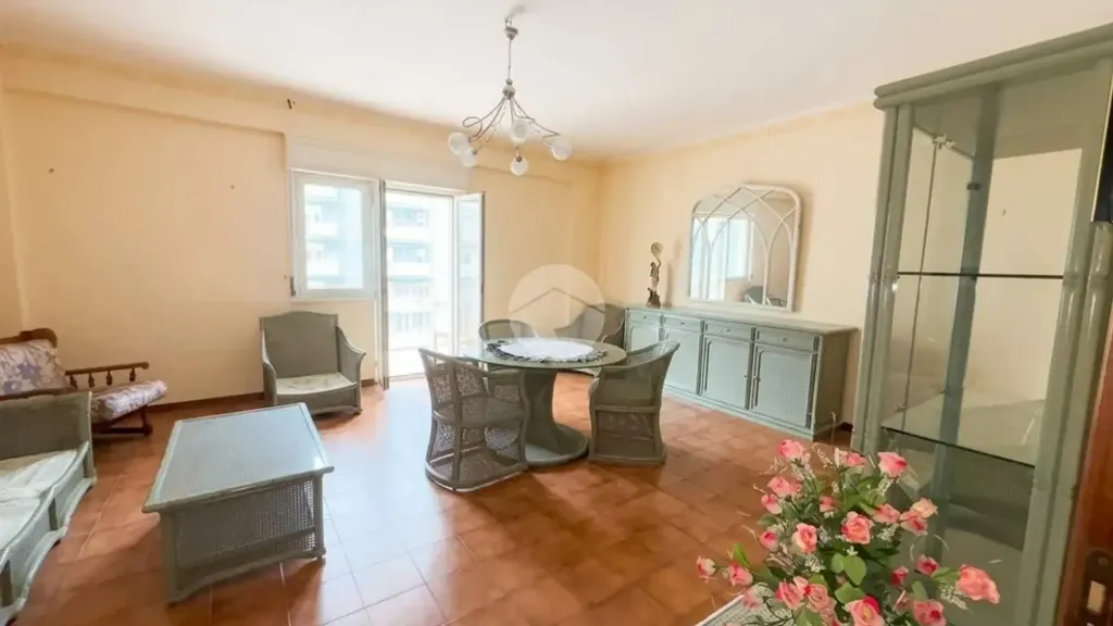 Söögituba - Apartment with Balcony in Palermo