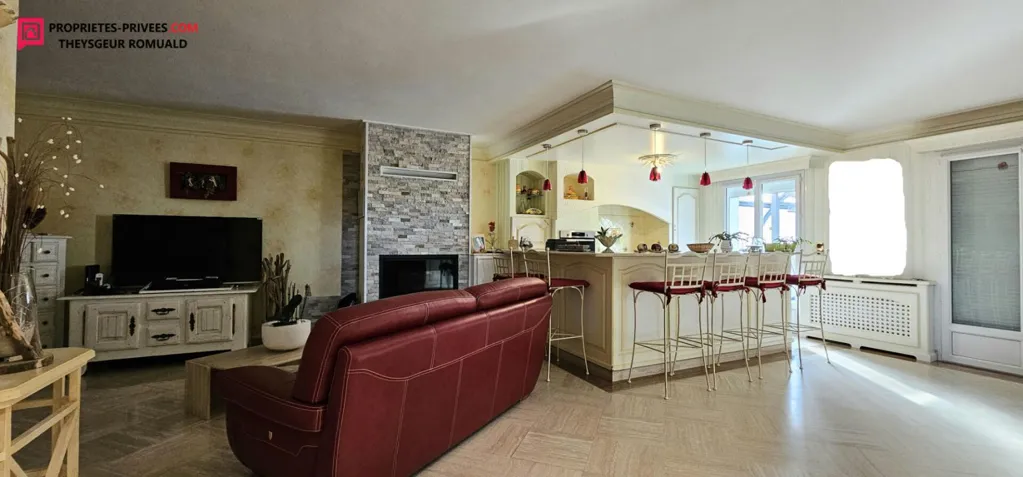 Cuisine - Maison avec Piscine Chauffée près de Courtenay