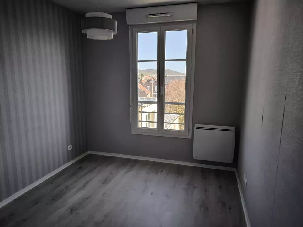 Pièces - Appartement 3 Pièces avec Balcon à 5 min de la Gare