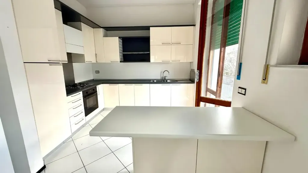 Cuisine - Appartement 6 pièces à IT