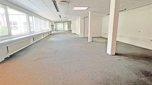 Office - Office Space with Garden in Viborg