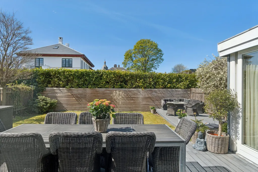 Terrasse - Rowhouse with Terrace near Strandvej, Hellerup