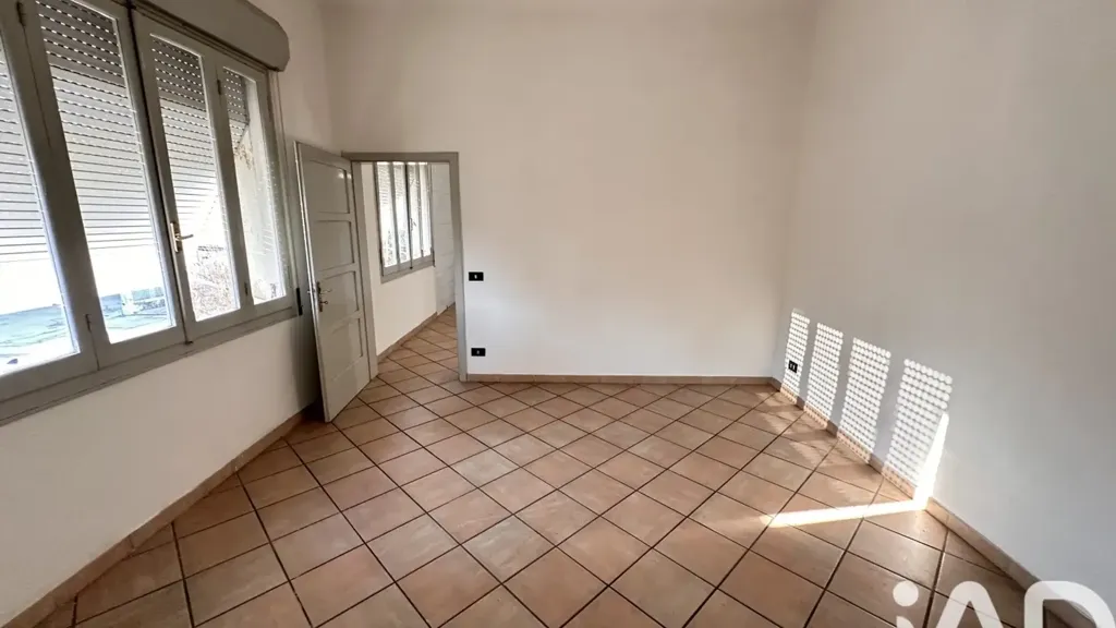 Pièces - Rustic Villa with Garden in Finale Emilia