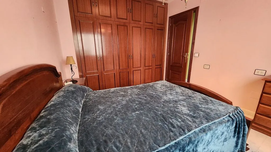 Bedrooms - 2-Bedroom Flat with Balcony in Miño