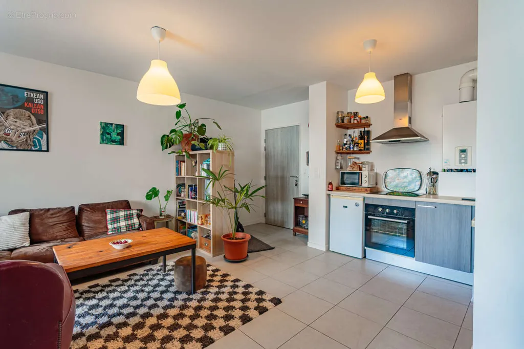 Séjour - Appartement T2 avec Terrasse à Saint-Martin-de-Seignanx