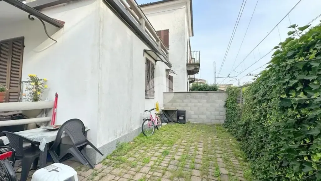 Jardin - Renovated Apartment with Courtyard in Savigliano