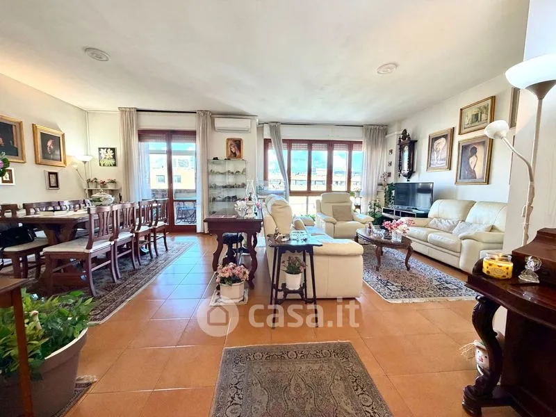 Séjour - Five-Bedroom Apartment with Terrace in Florence