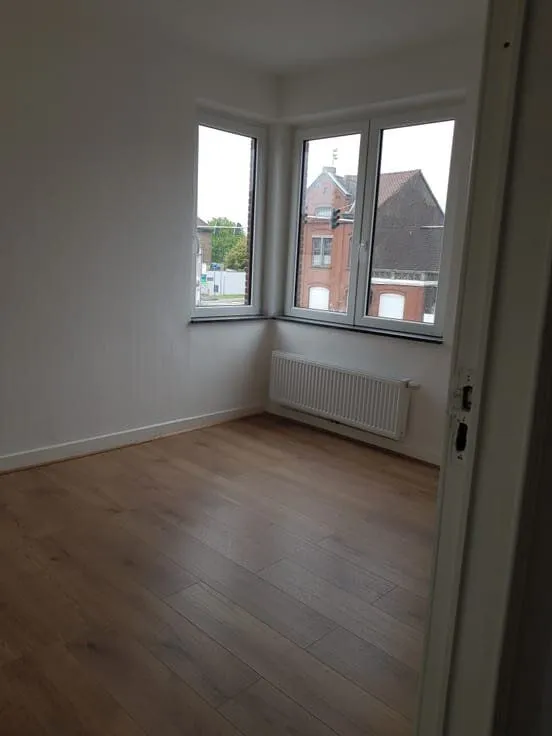 Rooms - House with Garden in Monceau-sur-Sambre