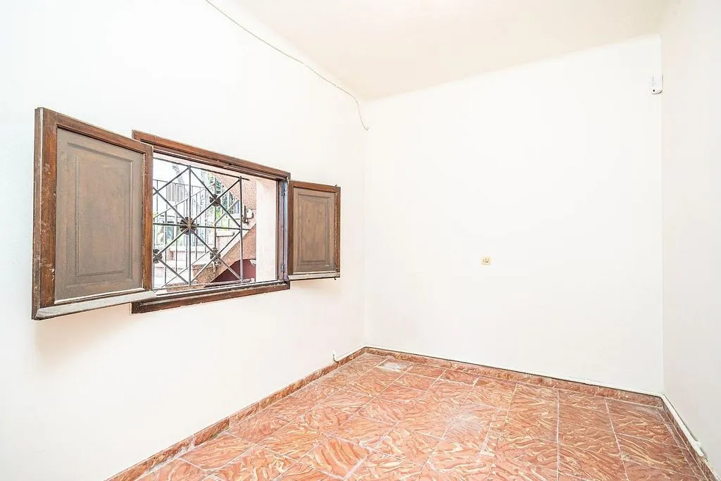 Toad - Ground Floor Flat with Terrace in Ciudad Jardín