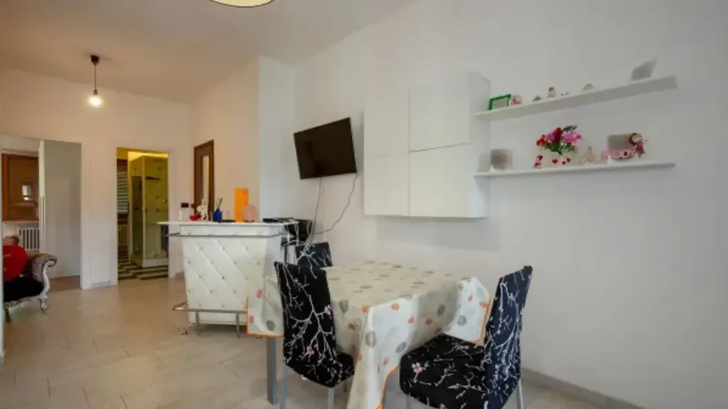 Sala da pranzo - Rearfitted Apartment with Balcony in Turin