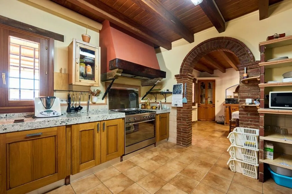 Cuisine - Rustic Masía with Equestrian Facilities in L'Ametlla del Vallès
