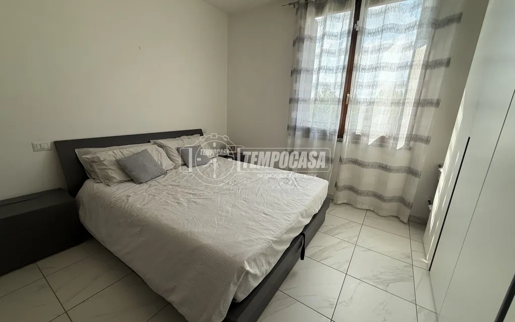 Bedrooms - Apartment with Balcony in Busto Garolfo