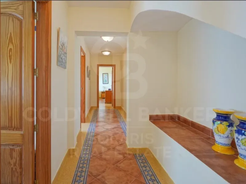 Hallway - Traditional Villa with Panoramic Views in Javea