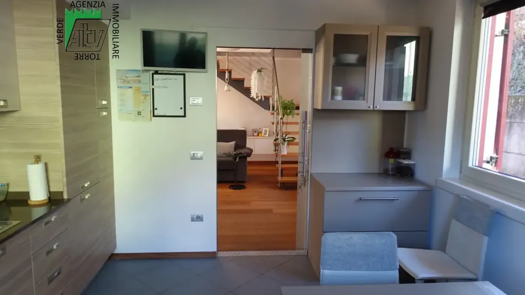 Cuisine - Modern Villa with Garden in Cavedago
