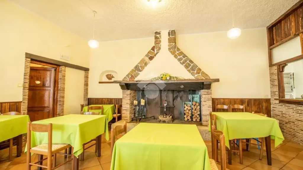 Söögituba - Restaurant with Garden in Cottanello, Rieti