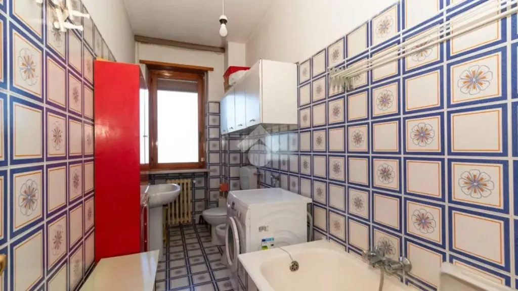 Bagni - Spacious Apartment with Balcony in Rosta