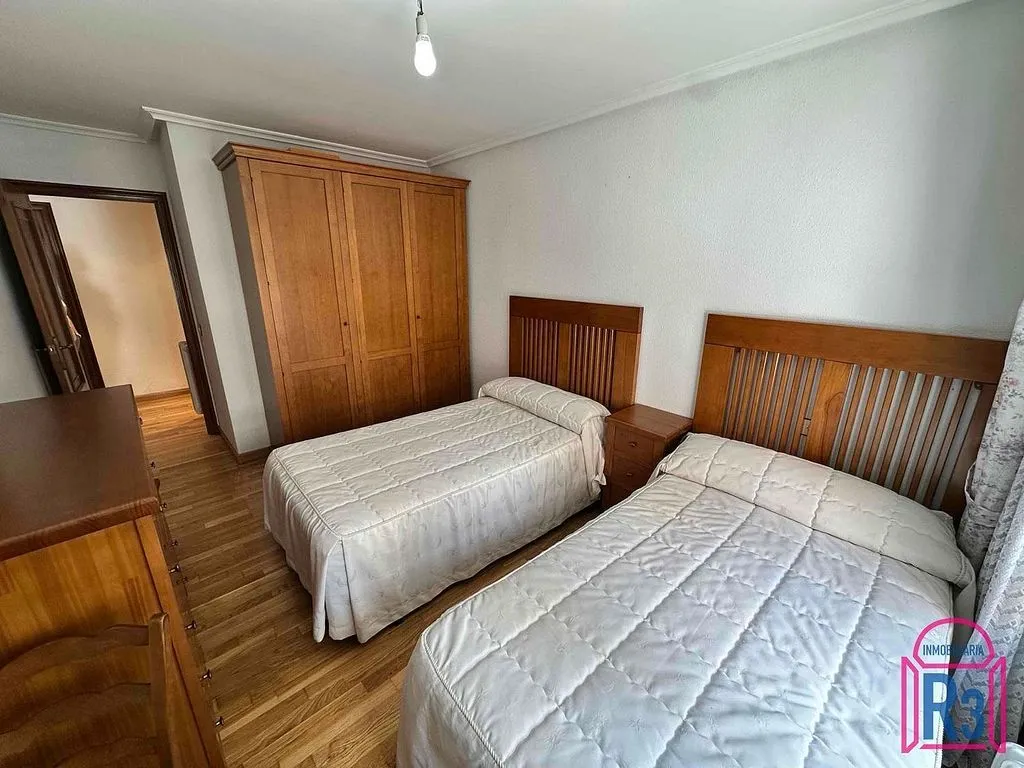 Chambres - 3-Bed Flat with Terrace in San Esteban