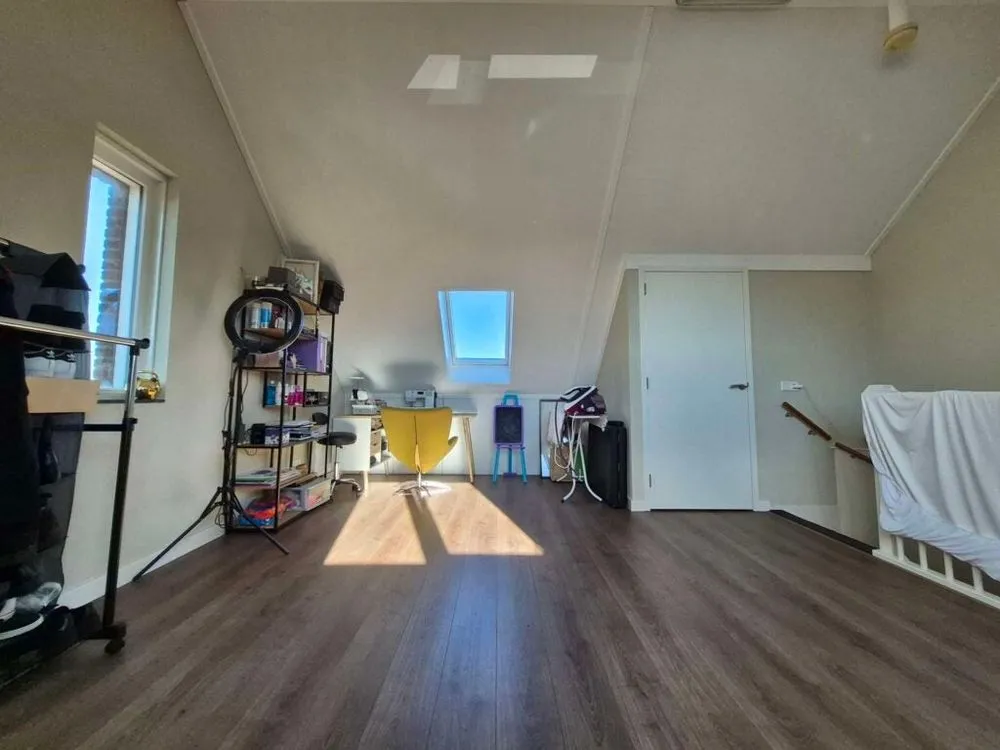 Toad - Modern Corner House with Garden in Oirschot