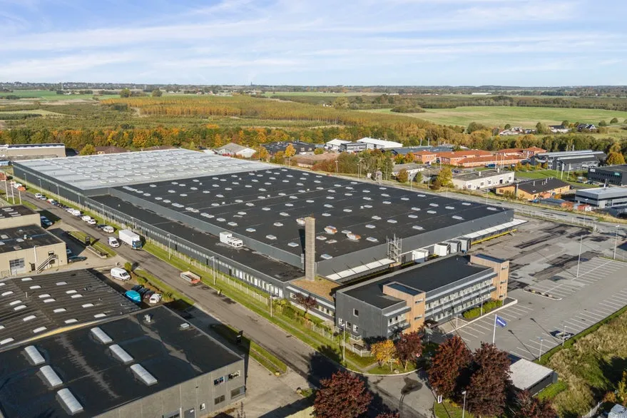 Vue aérienne - Logistics Facility with Office near E20 in Greve