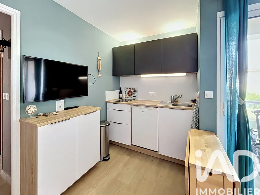 Köök - Renovated 2-Bed Flat with Balcony in Canet-en-Roussillon