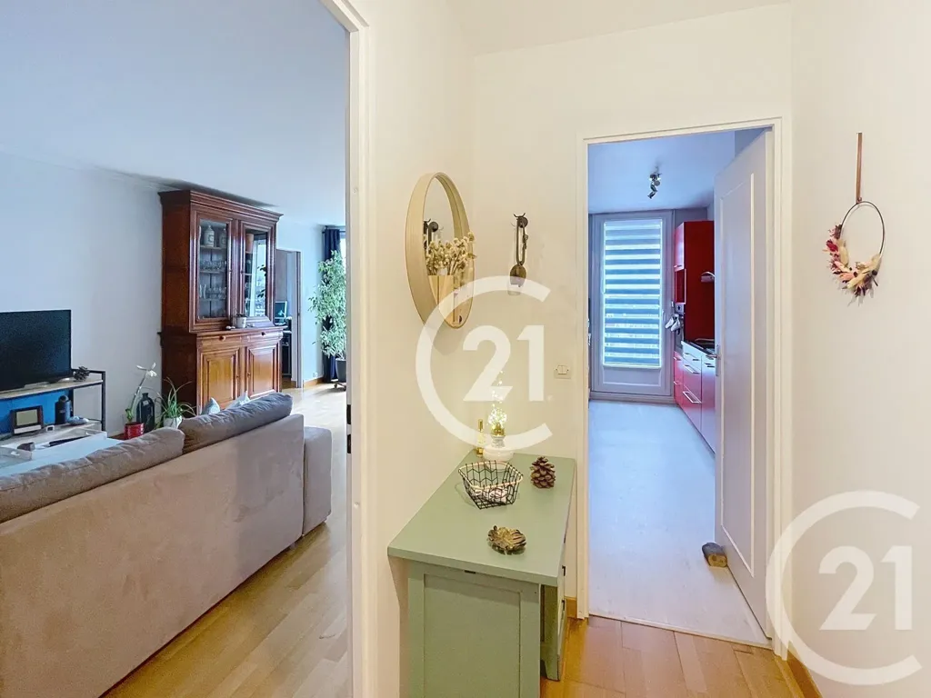 Entrée - Appartement T5 avec Balcon à CAEN