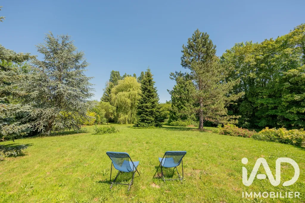 Giardino - Pavilion with Large Garden in Les Ayvelles