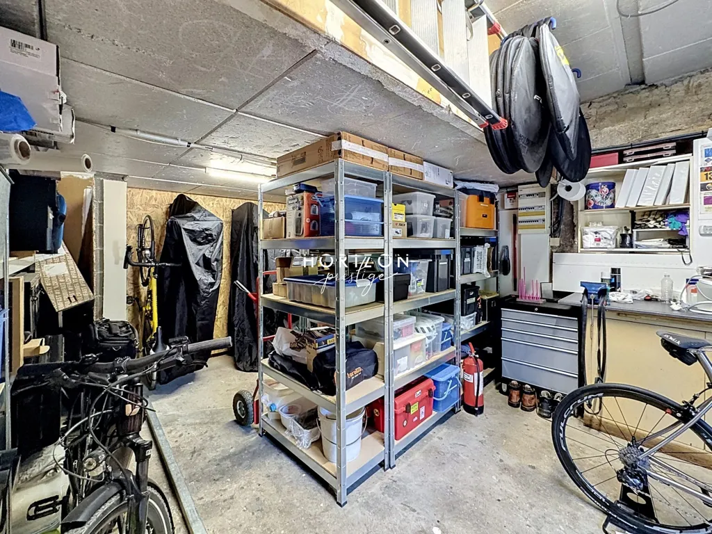 garage