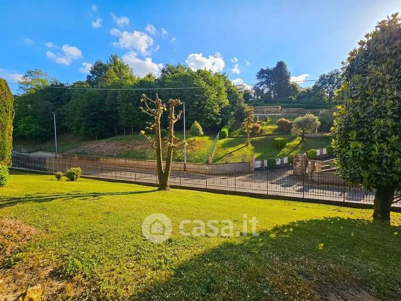 Aed - Villa with Private Garden in Palazzago