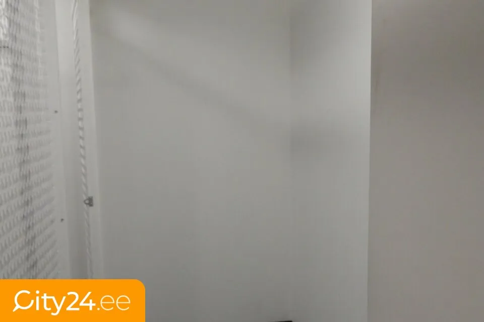 Toad - New Apartment with Balcony in Rae
