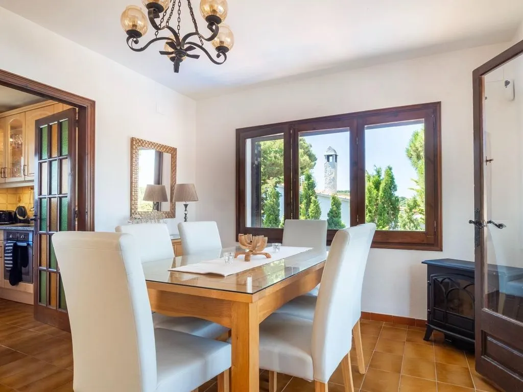 Dining Room - Sea View House with Pool in Cala Mateua