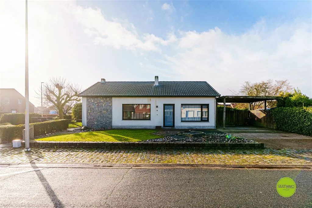 Extérieur - Bungalow au Calme avec Jardin à Pelt
